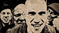 Punkáči The Fialky nasadili Brejle růžový